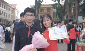 Thủ khoa khối A00 Nguyễn Khắc Công chia sẻ bí kíp giành điểm cao