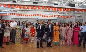 Xuân Quê hương ấm lòng người xa xứ ở Australia