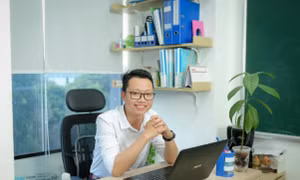 Thầy giáo Nguyễn Trung Nguyên, Giáo viên tiếng Anh Hệ thống Giáo dục HOCMAI.
