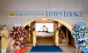 Vietnam Airlines khai trương Phòng khách Bông Sen mới tại Nội Bài