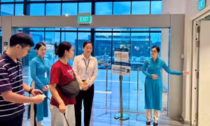 Hai lần thay đổi kế hoạch chuyến bay để chờ mô, tạng hiến