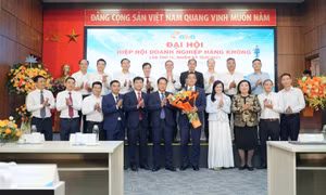 Lãnh đạo Vietnam Airlines được bầu làm Chủ tịch Hiệp hội Doanh nghiệp Hàng không