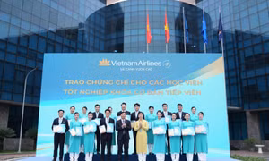 Vietnam Airlines tổ chức thành công Ngày hội việc làm 2025 lần đầu tiên