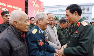 Công bố thủ tục công nhận sĩ quan quân đội nghỉ hưu mắc bệnh hiểm nghèo 