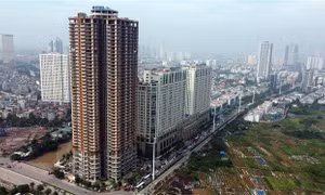 Nhiều sai phạm trong quy hoạch đô thị khiến giao thông trên đường Tố Hữu (Hà Nội) bị ảnh hưởng nghiêm trọng