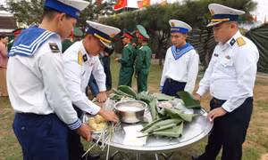 Ngày hội ‘Xuân Khu 5 đoàn kết – Tết thắm tình quân dân năm 2026’ tại vùng lũ Hòa Thịnh