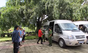 Tạo điều kiện cho phạm nhân về tâm lý lao động, cải tạo tốt để hoàn lương