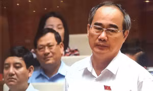 Bí thư Thành ủy Thành phố Hồ Chí Minh: Làm việc 9 - 10 giờ/ ngày quanh cả năm thì không thể có gia đình hạnh phúc 