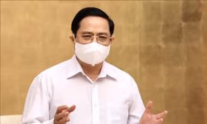 Tổ bầu cử số 2, phường Dịch Vọng, quận Cầu Giấy (Hà Nội) đóng dấu phiếu bầu cử, chuẩn bị cho ngày toàn dân đi bầu cử 23/5/2021. 