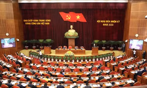 Ngày làm việc thứ hai của Hội nghị giữa nhiệm kỳ Ban chấp hành Trung ương Đảng khoá XIII