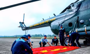 Đẹp duyên vợ chồng nhà giáo quân đội yêu màu áo lính 