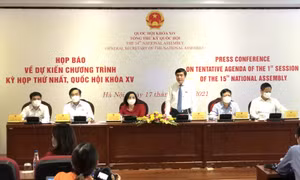 Quốc hội bầu nhân sự và quyết định nhiều vấn đề quan trọng trong điều kiện phòng dịch an toàn
