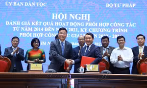 Ủy ban Dân tộc và Bộ Tư pháp ký kết chương trình phối hợp công tác giai đoạn 2022-2026