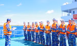 Tàu Hải quân 936 hoàn thành tốt nhiệm vụ huấn luyện đi biển đường dài