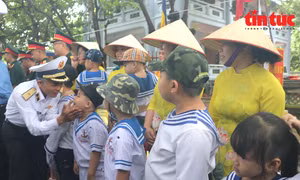 Nuôi dưỡng tình yêu biển, đảo cho nhân dân sau mỗi lần đến Trường Sa và nhà giàn DK 1