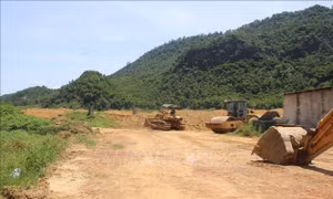 Rà soát để bảo đảm tính hợp hiến chính sách đất đai cho đồng bào dân tộc
