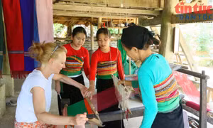 Những đột phá trong Nghị quyết 28 và gỡ ‘nút thắt’ về phát triển văn hóa