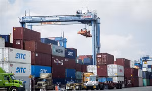 Ngành công nghiệp logistics Việt Nam thu hút đầu tư hạ tầng góp phần tăng trưởng kinh tế