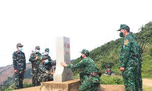 Bộ đội Biên phòng luôn phối hợp với lực lượng bảo vệ biên giới của nước CHDCND Lào tuần tra trên các tuyến biên giới