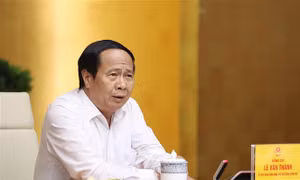 Nghị quyết của Chính phủ về tiếp tục gia hạn thời hạn lưu giữ nhiên liệu hàng không tạm nhập tái xuất