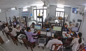 Khối lượng công việc lớn của cấp xã khi thực hiện chính quyền hai cấp