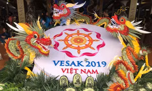  Các mặt hàng thủ công mỹ nghệ được trưng bày tại Đại lễ Phật đản Vesak 2019 