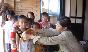 Bà mẹ nhân ái ở Làng trẻ em SOS Điện Biên Phủ