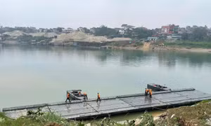 Đại tướng Phan Văn Giang gửi thư động viên cán bộ, chiến sĩ tham gia bắc cầu phao qua sông Lô