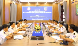 Sở chỉ huy chiến thuật tiền phương Campuchia thăm và làm việc với Vùng Cảnh sát biển 4    