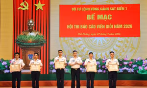 Từng bước nâng cao trình độ, kiến thức, năng lực của đội ngũ báo cáo viên Cảnh sát biển