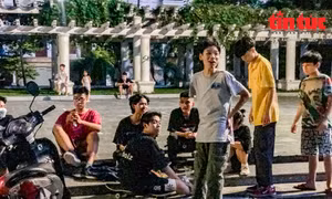 Điểm vui chơi trước cửa Bệnh viện Tâm Anh tụ tập đông người, vi phạm quy định phòng dịch