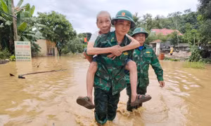 Nhiều Đồn biên phòng và xã biên giới ở Nghệ An bị chia cắt do mưa lũ