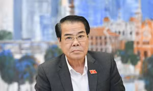 Ông Dương Thanh Bình, Trưởng Ban Dân nguyện của Quốc hội báo cáo về công tác dân nguyện trước Ủy ban Thường vụ Quốc hội