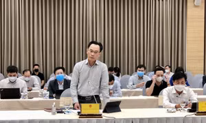 Thứ trưởng Hoàng Minh Sơn: Địa bàn xác định dịch ở cấp độ 1, 2, tổ chức dạy học trực tiếp cho học sinh