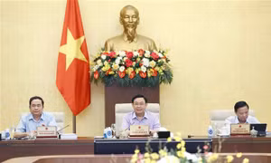 Chủ tịch Quốc hội Vương Đình Huệ phát biểu ý kiến về dự án Luật Hợp tác xã (sửa đổi).