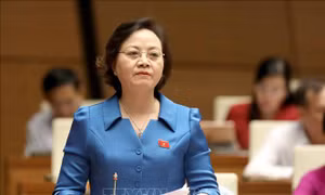 Bộ trưởng Nội vụ nêu 5 giải pháp thực hiện cải cách tiền lương đồng bộ từ ngày 1/7/2024