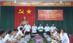 Vùng 4 Hải quân tổ chức các hoạt động 'Đền ơn đáp nghĩa'