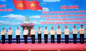 Quân chủng Hải quân thực hiện hiệu quả công tác giáo dục chính trị tại đơn vị