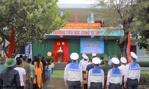 Lễ khai giảng năm học mới đặc biệt trên quần đảo Trường Sa