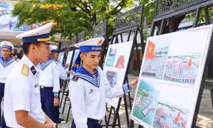 Vùng 3 Hải quân tổ chức triển lãm và tuyên truyền về biển, đảo