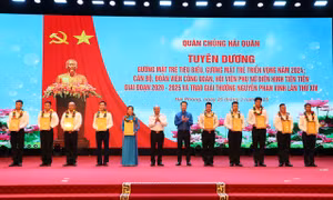 Quân chủng Hải quân tuyên dương gương mặt trẻ tiêu biểu, gương mặt trẻ triển vọng