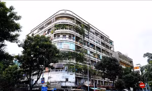 Chung cư cũ trên đường Nguyễn Đình Chiểu, phường Võ Thị Sáu, Quận 3