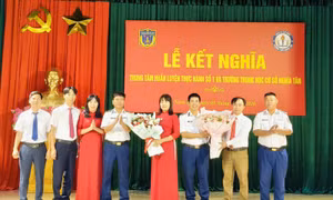 Cảnh sát biển đẩy mạnh giáo dục quốc phòng và an ninh cho thế hệ trẻ