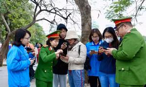 Giữ vững an ninh, kiến tạo phát triển