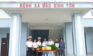Ngư dân được cấp cứu tại Bệnh xá đảo Sinh Tồn đã xuất viện