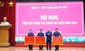Triển khai đồng bộ, quyết liệt các biện pháp ngăn chặn tình trạng tàu cá vi phạm IUU