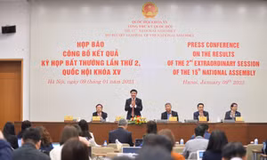 Chủ nhiệm Văn phòng Quốc hội, Tổng Thư ký Quốc hội Bùi Văn Cường chủ trì họp báo