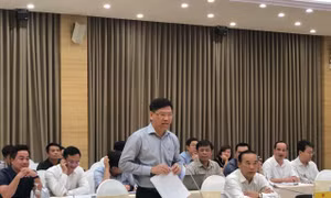 Thứ trưởng Bộ Giao thông vận tải lý giải việc giá xăng dầu giảm nhưng giá dịch vụ vận tải vẫn tăng cao