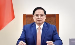 Thủ tướng Phạm Minh Chính yêu cầu cắt giảm ngay thủ tục mua thuốc phòng, chống COVID-19