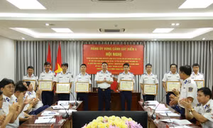 Cảnh sát biển đẩy mạnh học tập và làm theo tư tưởng, đạo đức, phong cách Hồ Chí Minh